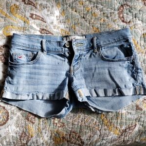 Hollister Jean shorts low rise